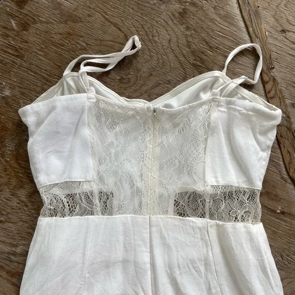 Mid Length Flowey White Dress with Lace - Picture 4 of 5